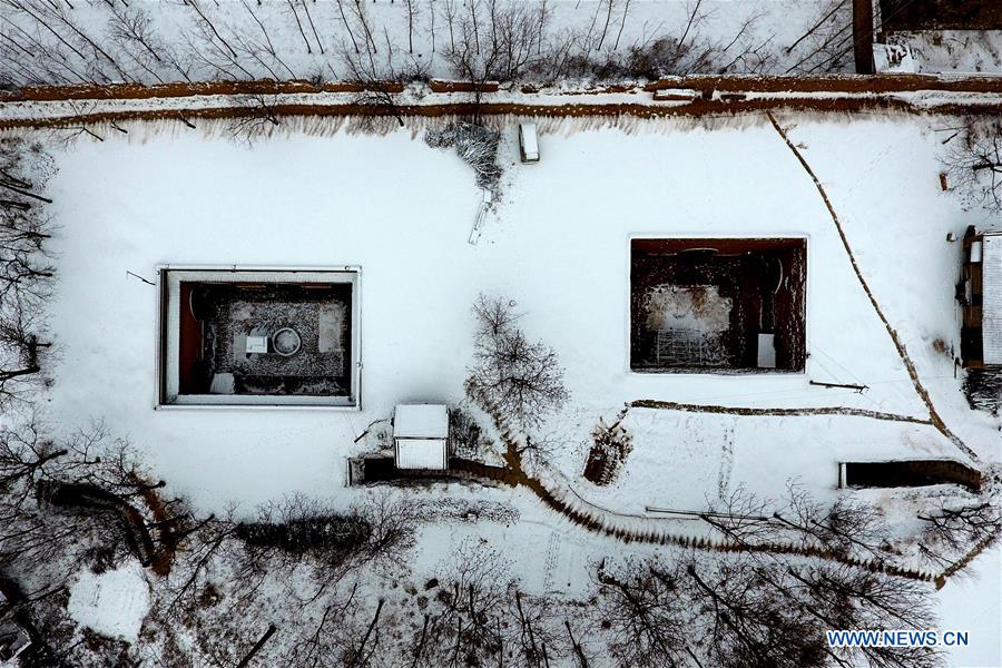 CHINA-SHANXI-SNOW-UNDERGROUND CAVE DWELLING COURTYARD (CN)