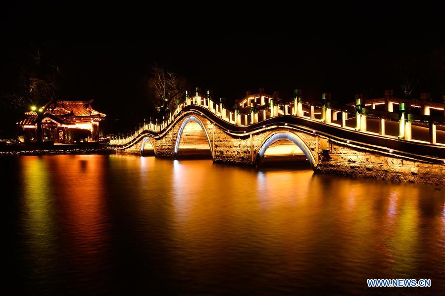 CHINA-SHANDONG-JINAN-DAMING LAKE-NIGHT VIEW(CN)