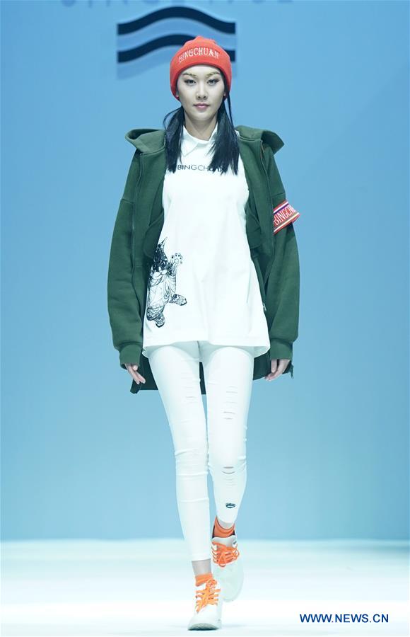 CHINA-BEIJING-FASHION WEEK-SUN YIWEN (CN)