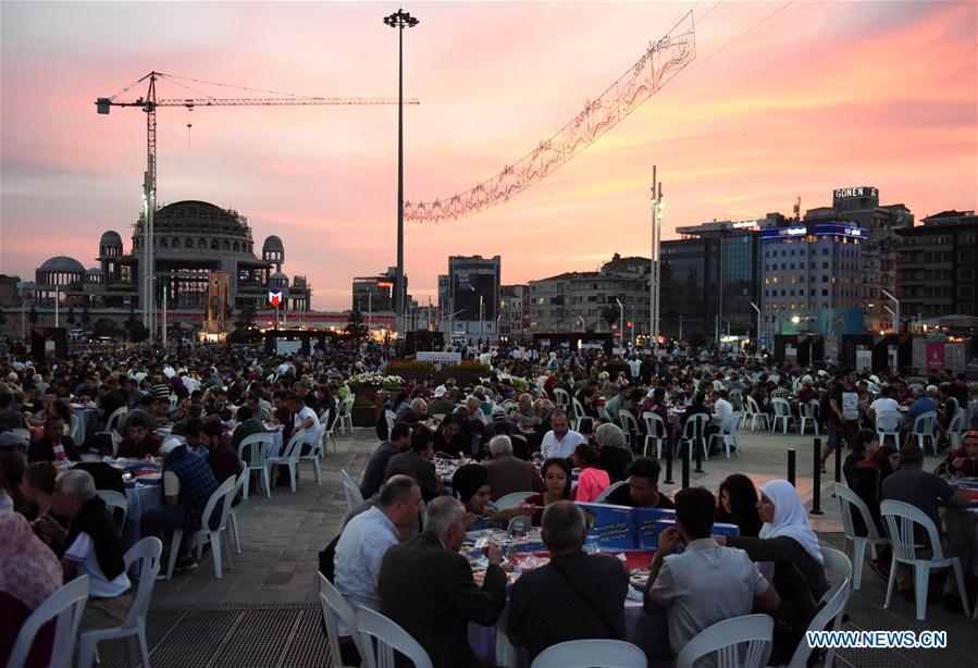 TURKEY-ISTANBUL-RAMADAN