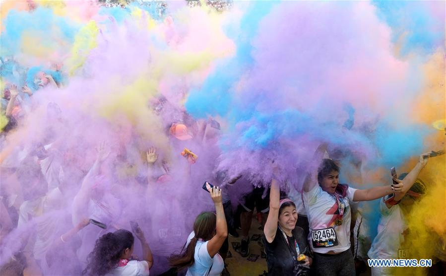 (SP)U.S.-LOS ANGLES-COLOR RUN