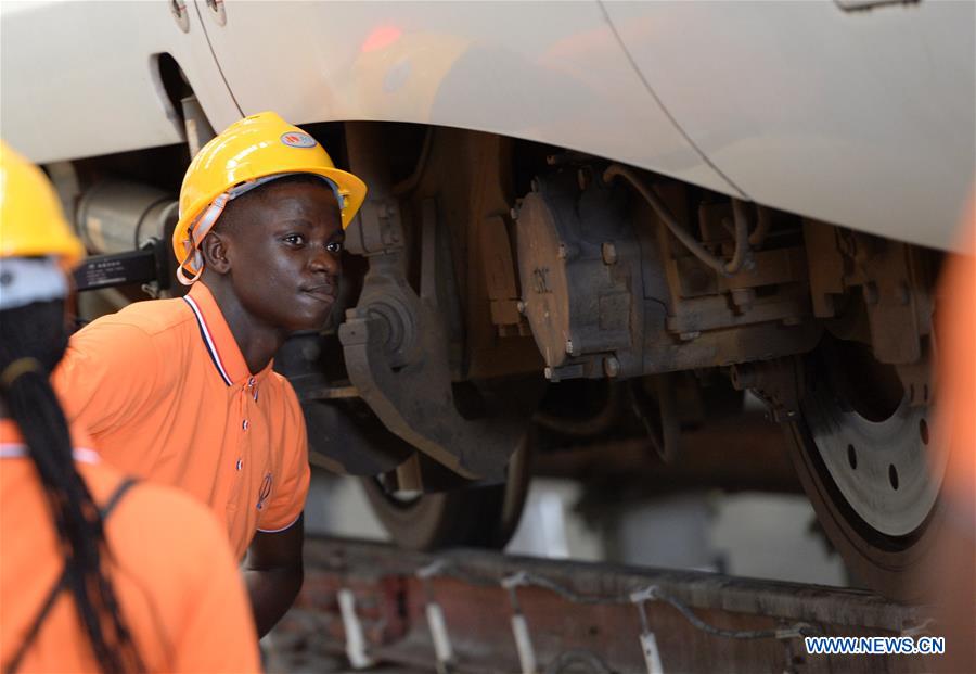 CHINA-XI'AN-RAILWAY-NIGERIAN STUDENTS (CN)