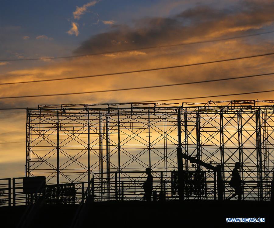 PHILIPPINES-PASAY CITY-SUNRISE