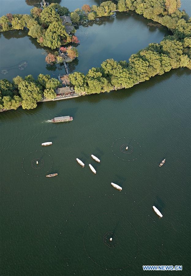 CHINA-ZHEJIANG-HANGZHOU-WEST LAKE (CN)