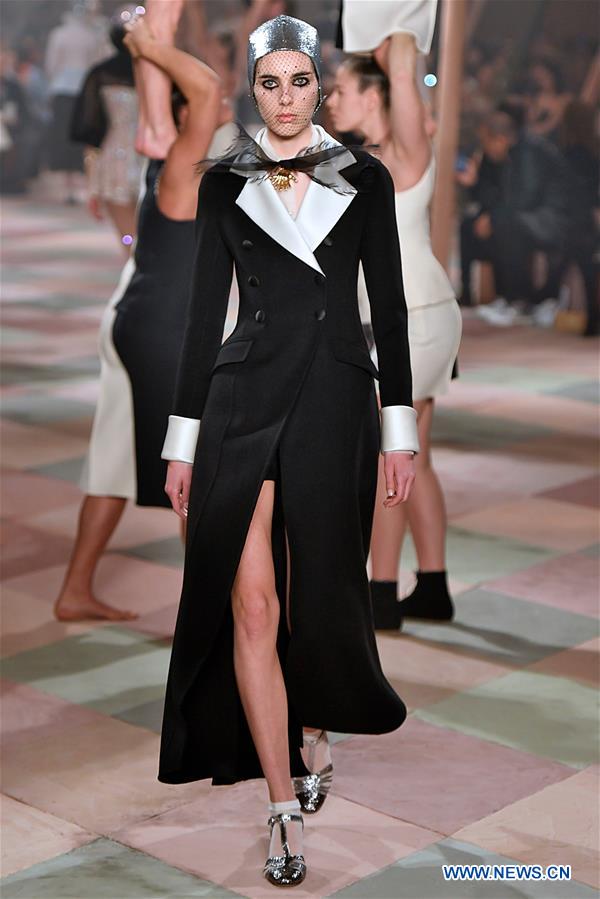 FRANCE-PARIS-FASHION WEEK-HAUTE COUTURE-CHRISTIAN DIOR