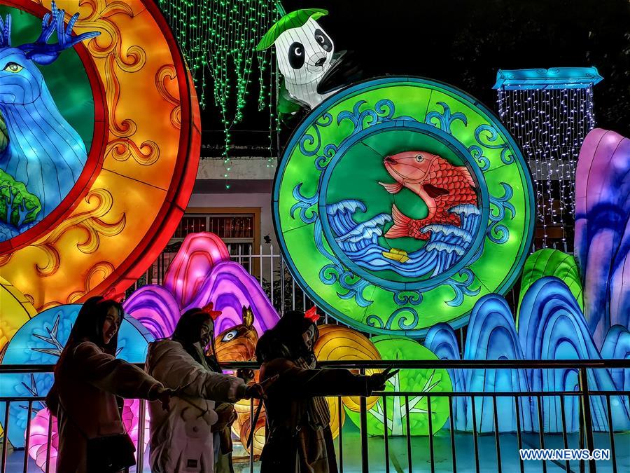 CHINA-SICHUAN-ZIGONG-LANTERN FAIR (CN)