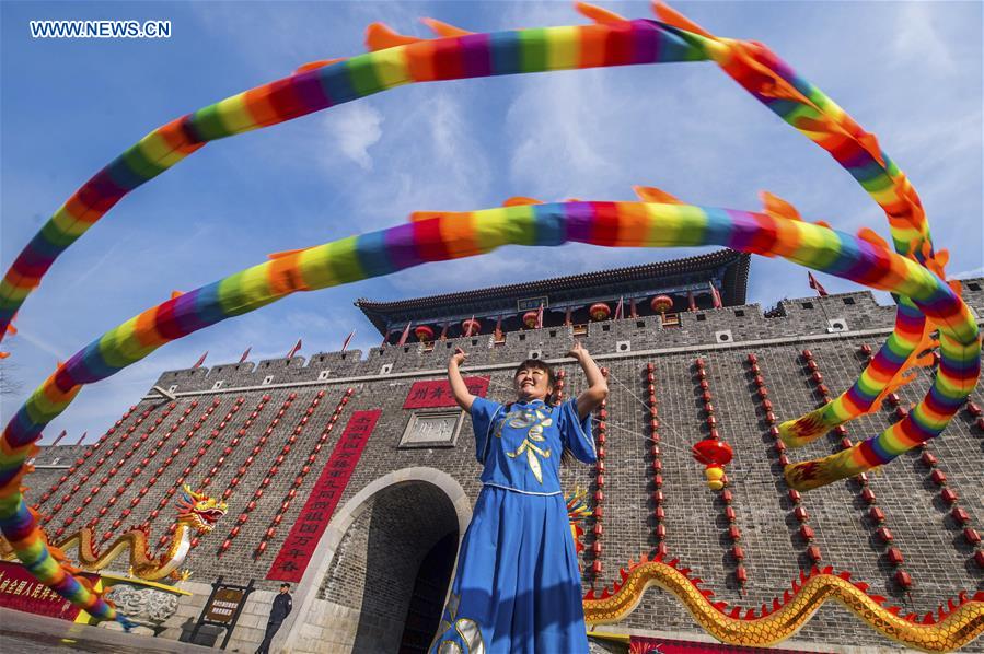 XINHUA PHOTOS OF THE DAY