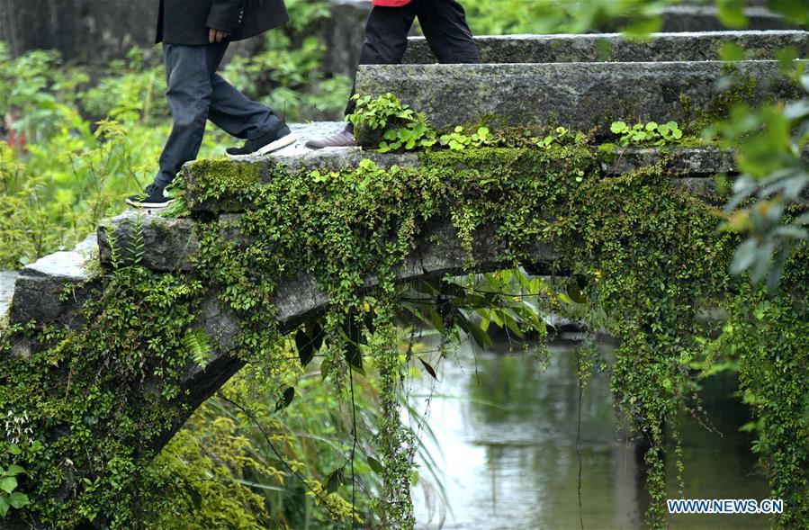 #CHINA-HUBEI-XUAN'EN COUNTY-ARCH STONE BRIDGE (CN)