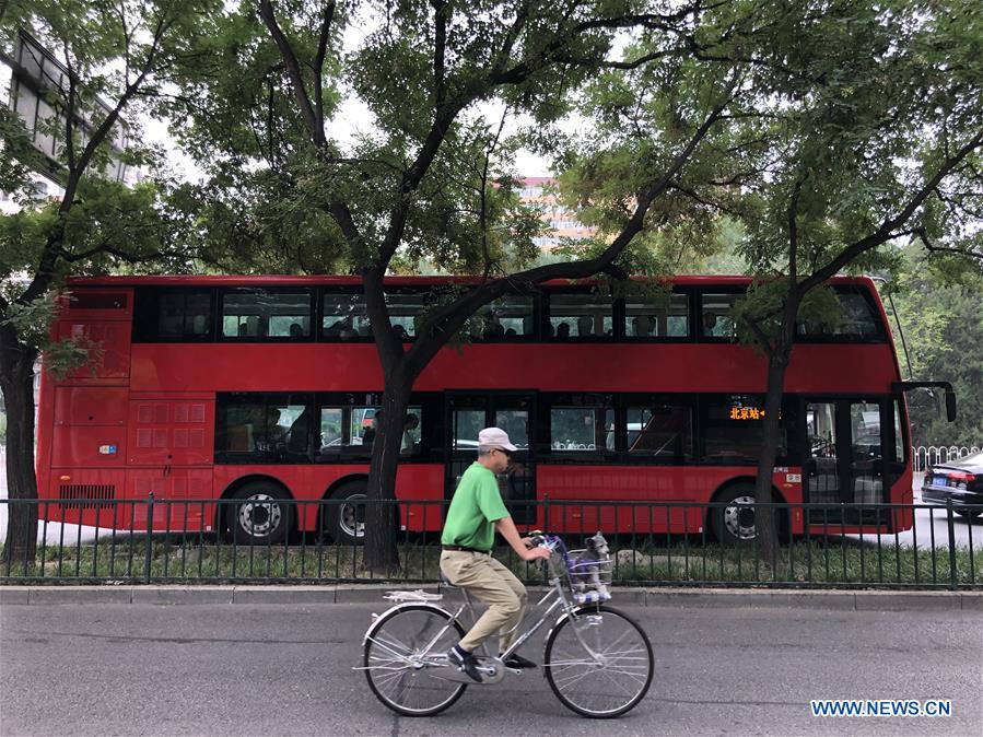 (BeijingCandid)CHINA-BEIJING-PEOPLE (CN)