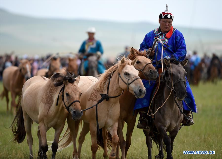 CHINA-INNER MONGOLIA-HORSE-EQUINE CULTURE-EVENT (CN)