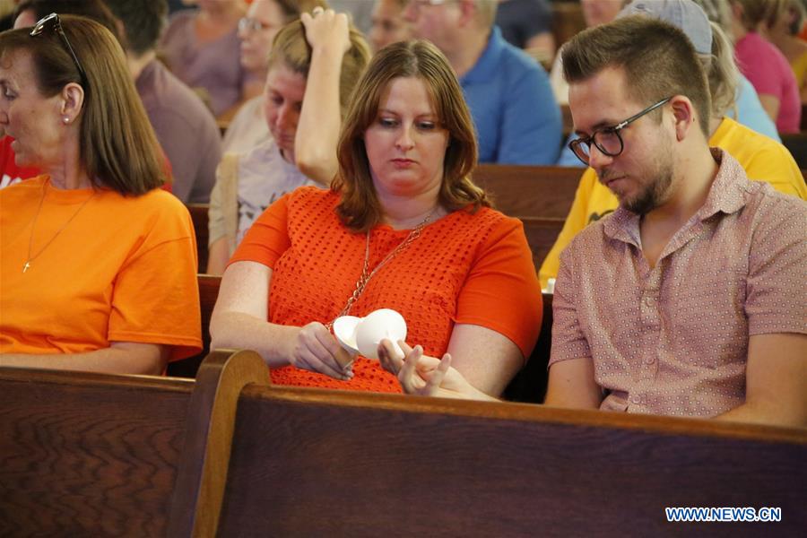 U.S.-HOUSTON-MASS SHOOTING-MOURNING