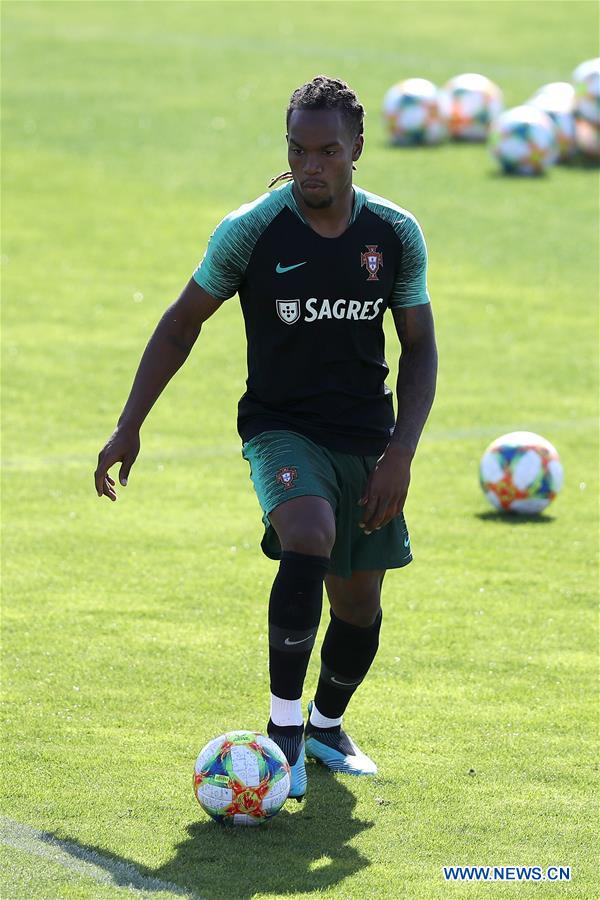 (SP)PORTUGAL-LISBON-FOOTBALL-PORTUGAL NATIONAL TEAM-TRAINING