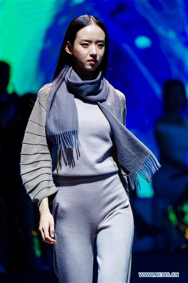 CHINA-BEIJING-FASHION WEEK (CN)