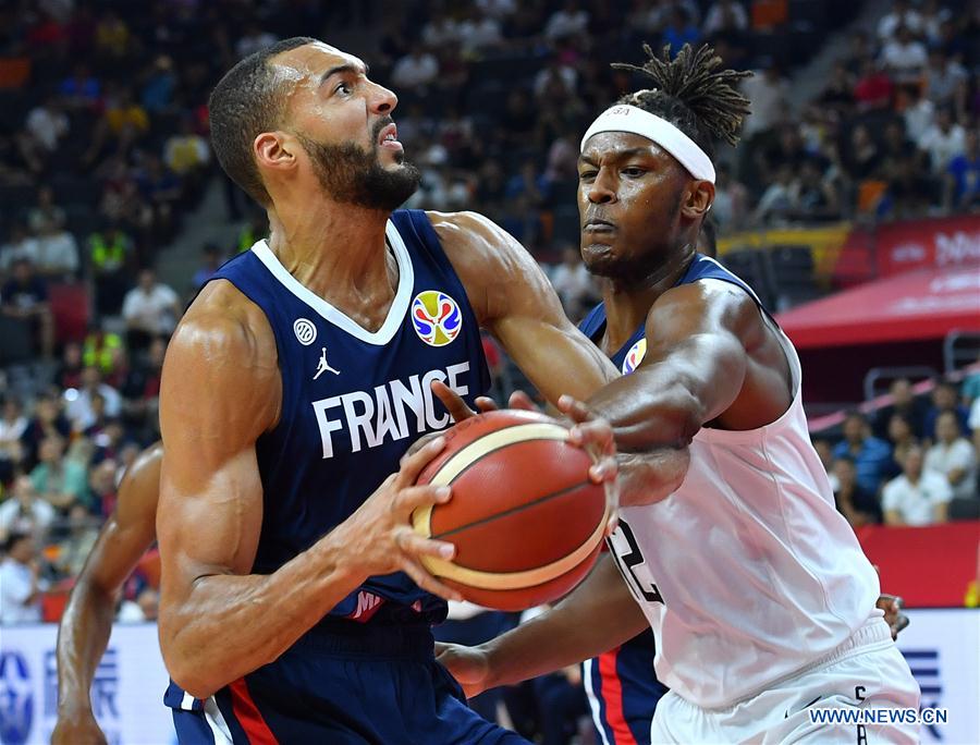 (SP)CHINA-DONGGUAN-BASKETBALL-FIBA WORLD CUP-QUARTER FINAL-USA VS FRANCE (CN)