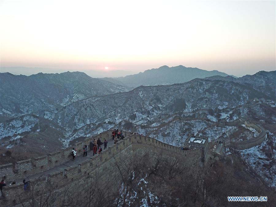 CHINA-BEIJING-GREAT WALL-NEW YEAR-CELEBRATION (CN)