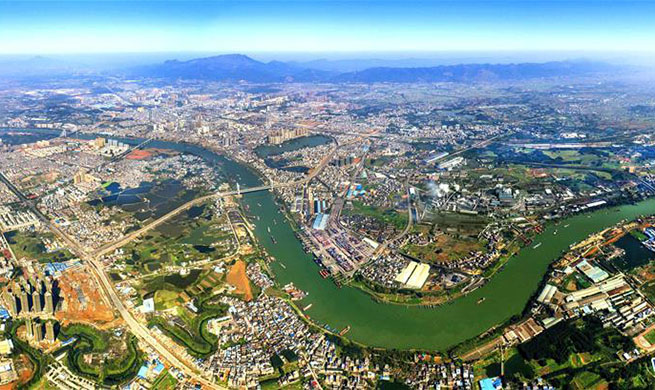 Xijiang River: important trade route in SW China