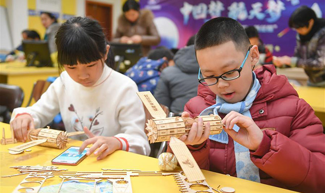 Children participate in science activity held in Fuzhou, SE China's Fujian