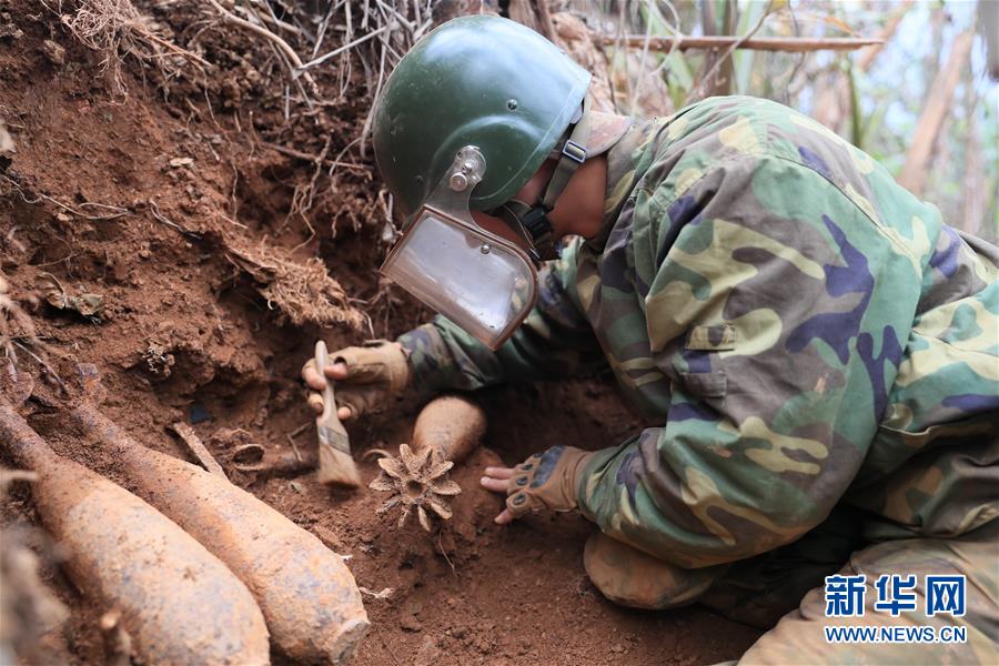 （圖文互動）（1）和平年代，離死神最近的人——南部戰(zhàn)區(qū)陸軍云南掃雷大隊(duì)邊境掃雷排爆記事