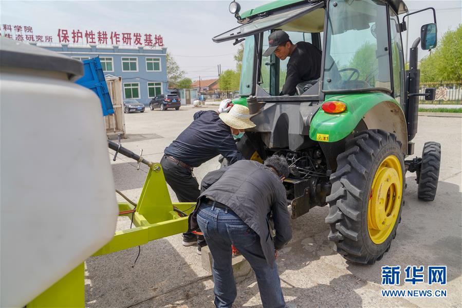 （在習(xí)近平新時代中國特色社會主義思想指引下——新時代新作為新篇章·習(xí)近平總書記關(guān)切事·圖文互動）（10）讓每一寸耕地都成為豐收的沃土——我國加強(qiáng)耕地保護(hù)推進(jìn)“藏糧于地”