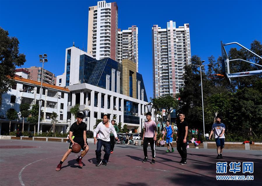 （在習(xí)近平新時(shí)代中國特色社會(huì)主義思想指引下——新時(shí)代新作為新篇章·總書記關(guān)切開放事·圖文互動(dòng)）（4）以開放作楫 揚(yáng)創(chuàng)新之帆——深圳“先行示范”再啟航