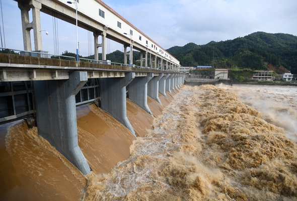 強(qiáng)降雨致湖南岳陽平江部分鄉(xiāng)鎮(zhèn)受災(zāi)